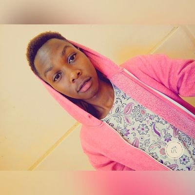 7968c40a30a84d8's profile picture. Triscket 
Navy