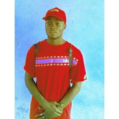 Kommixion is an artist/songwriter/features 
Living in Gh