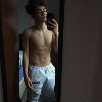 yanisrrpg's profile picture. 