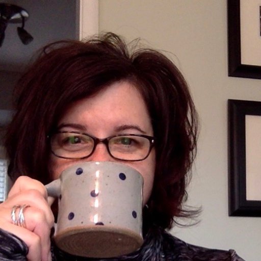 daner03's profile picture. she/her