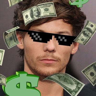 Sou desses que falo o que penso bem na tua cara. #RP
membro da boyband 1D