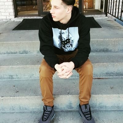 SpacyTheFuck's profile picture. BHS Raider
•Insta Bailey_Shaugh•
•Snap Basil52•
•Single•
•CMT Student•
•Work to get what you want in life.•