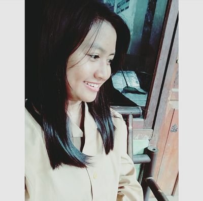 DellaAfrillia's profile picture. Yang sayang akan kalah sma yg ngasih perhatian dan yang ngasih perhatian akan kalah sama yang ngasih kepastian