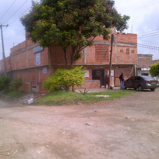 COLEGIO NUEVO SIGLO FUNDADO EL 6 DE ABRIL DE 1995, EL CIUDAD DE CALI, ESTRATO 1, CON NIÑOS VULNERABLES.