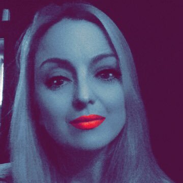 single mom, world traveller, enjoying the little things in life and really praying for a peaceful and respectful world! don't destroy Mother Earth - please!!!