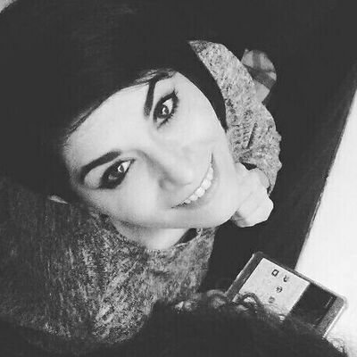 vvalle15's profile picture. 