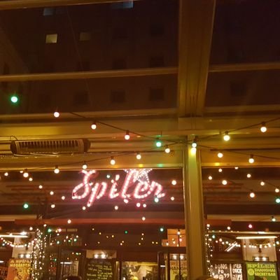 faereads's profile picture. avid reader and artist ☆ books are my salvation