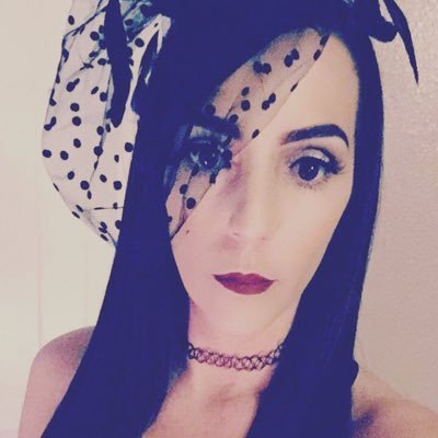 Mouthy_Michelle's profile picture. Writer📕SuicideWidow💔Mother👩‍👧‍👦BadDater🍸Author of "Boys, Booze, and Bathroom Floors"  IG: Mouthy_Michelle Snapchat:misbelle3