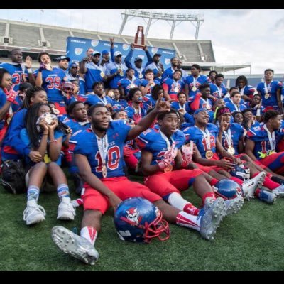 Pahokee Football-2016 1A State Champs🥇🏆. Mayville State University🏈3️⃣. R.I.P Pops☝🏾🙏🏾. Snapchat👻: timothy_rooks.