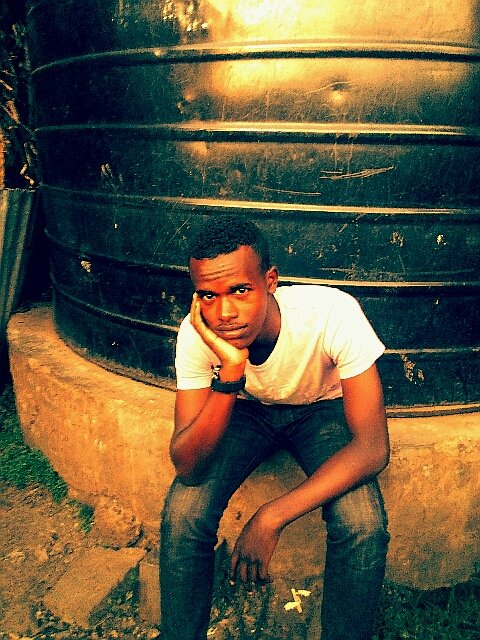 abdineymar4's profile picture. 