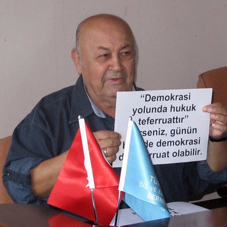 pandispanyagaze's profile picture. Yazar-Editör-Düzeltmen-Eleştirmen
Türkçe Gönüllüleri-Dil İzleme Grubu
pandispanyagazetesi@gmail.com
YANLIŞA TAHAMMÜL EDEMEZ