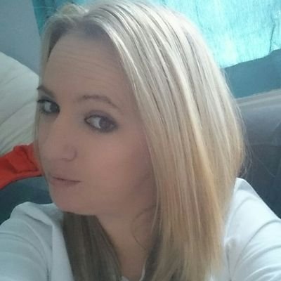 kirsten davidson (kirstend1987) Twitter