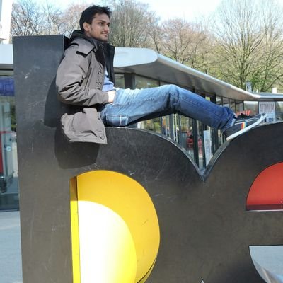 RajMosuru's profile picture. 🙇