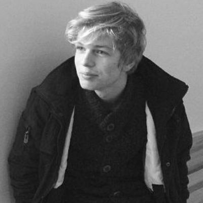 Christianelnee's profile picture. 