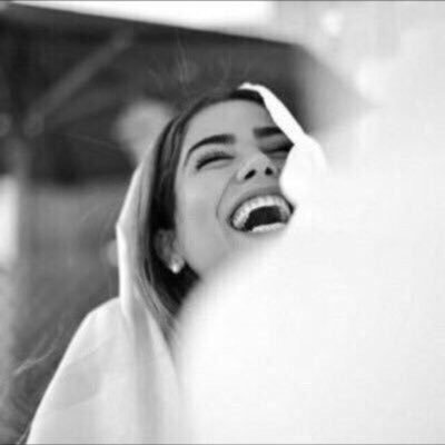 _لله ما يحدث بقلبّي ؛ لله عُمري 💛✨.
