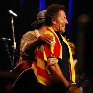 Roy Orbison singing for the lonely
Hey that's me and I want you only
Don't turn me home again
I just can't face myself alone again. #ThunderRoad #Springsteen