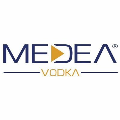 @MedeaVodka is a Gold-Medal #vodka distilled in Holland w/ a programmable LED built into the bottle, designed in the #BayArea. #DrinkResponsibly