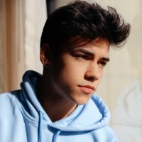 H (@h0lytucker) 's Twitter Profile