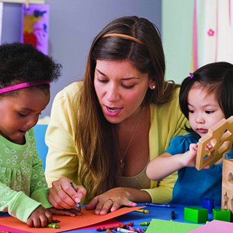 The Northeast Vancouver Early Years Centre serves families with young children in the Hastings-Sunrise and Grandview-Woodlands neighbourhoods of Vancouver.