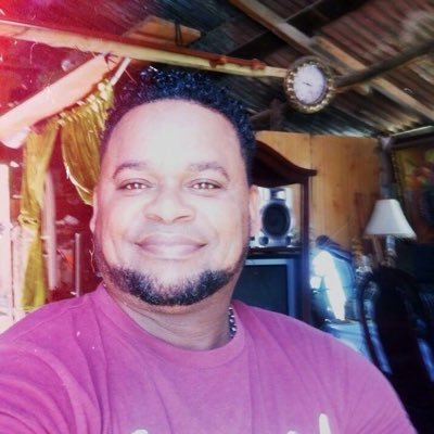 Hectorm88382095's profile picture. siempre con papa dios