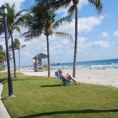 flcoastvacation's profile picture. Win A FREE 3 Day Florida Beach Vacation Getaway! Make sure to Click the Link Below and Register to Win! 👇☀️👇🏄‍♀️👇🏖👇
