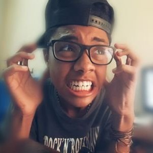 JPVIANA5's profile picture. "o conhecimento é o alimento da aula" 
"o foda-se é o alimento da zueira"
hahahahaha o youtuber mais gostoso está aqui!!!