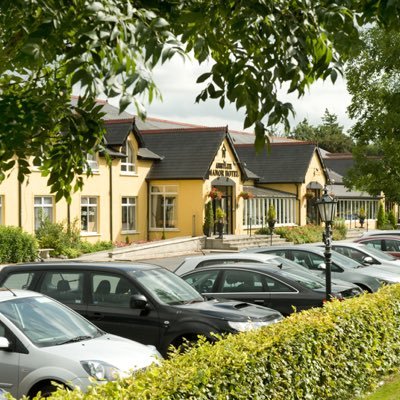 A warm, welcoming, family run 3-star hotel superbly located in the heart of the Irish midlands.