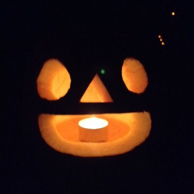 kenzo_hachiyama's profile picture. 老舗パン屋さん勤務。佐渡の芸能に興味あり。各種ガイドも実施中！