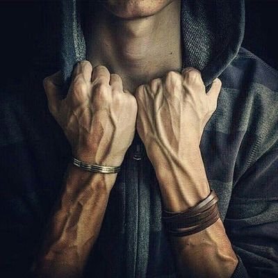 كُن قوياً حتى لا يشفق عليك أحد. ❌❌❌❌❌❌