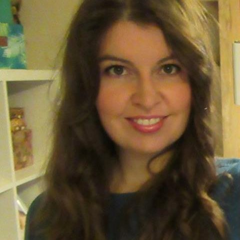 classical guitar teacher/performer and chocoholic who lives for the weekend