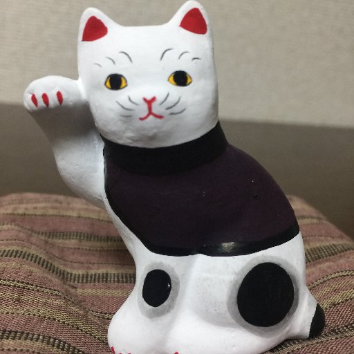 明治天皇御歌「ちはやふる 神のをしえを うけつぎし 人のこころぞ ただしかりける」明治天皇を崇拝しております。教育勅語・修身の復活を望みます。日本の美しさを後世に遺す必要があると思います。自衛隊を心から感謝しています。