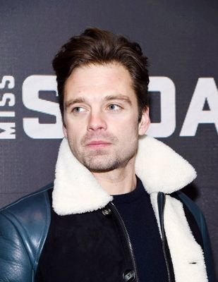 Sebastian Stan-amor de mi vida✨
Libros, Cine, Series.