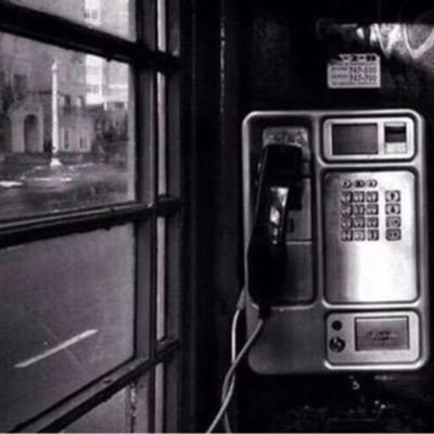 ويبقي داخل الروح روح وإن فقدت , ويبقى بداخل القلب ذكرى وإن رحلت