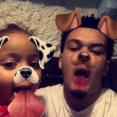 lightskinkeif's profile picture. waters WET but I can get it wetter