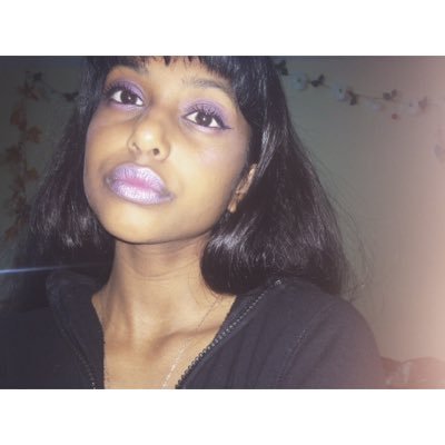 LarryInTheAM_'s profile picture. In chicken nuggets we trust👌🏻 19/07/14 💕