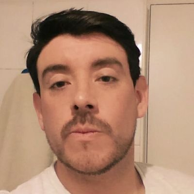 vitoko141984's profile picture. Un wueon cualquiera con el que se pasan penas y alegrías...mas alegrías por que hablo puras wueas..