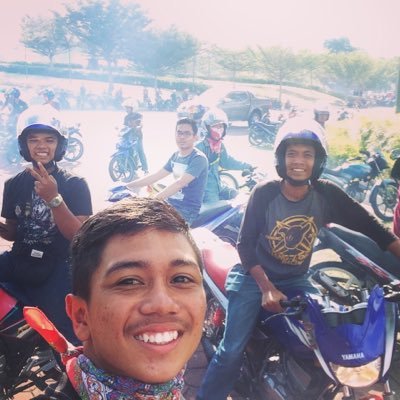 iszwanhakim11's profile picture. 