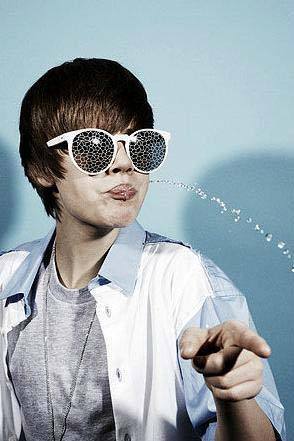 Account for Justin fans NZ! Justin is my LIFE & Heart! I love him SO much! Made account on 3/12/09 and he followed the day after! (25th follower) Love him ツ