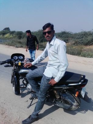 DashrathShenava's profile picture. 