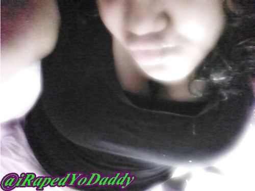 iRapedYoDaddy's profile picture. `Ah Bhadd Ass andd Imm Veryy | Envyedd | besidess dhatt iMmha cool person iFf yhuu qett tew kno mhe!&& Ohh |Follow| mhe . . .iFollow baqq! 3