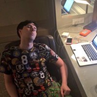 ff / read bio (@strawberrydanh) 's Twitter Profile