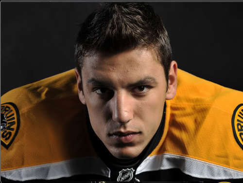 CasualBruinsFan's profile picture. I KNOW EVERYTHING