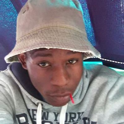 bongzeroo15's profile picture. Entertainment Music Football World News