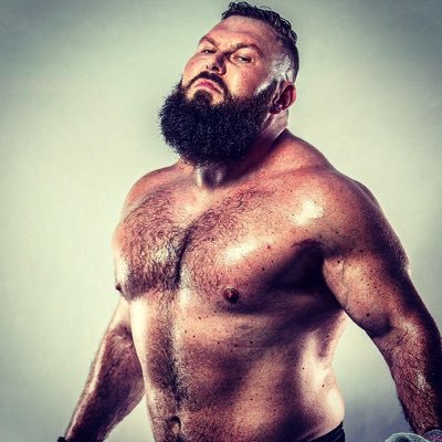 Independent Professional Wrestler🏳️‍🌈,One half of The Tag Team The End.Instagram workout selfies parrow49. booking info email Mikeysqwest@hotmail.com