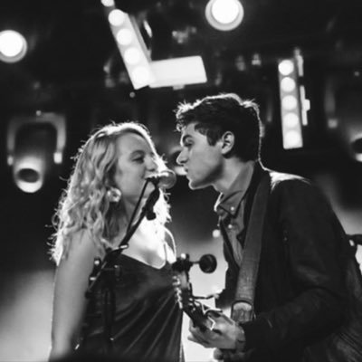 futurestuff_'s profile picture. ...To music, love and happiness✨