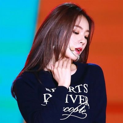 배주현 ( 아이린 ) • 91 L • Red Velvet's Leader • OT∆KU ; StarlightSQ ; ARMYSQ ; REDVELSQ