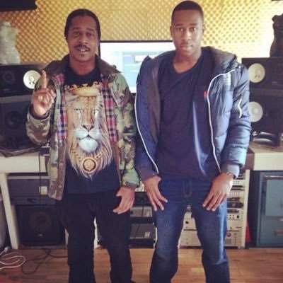 MenalatedPoetry's profile picture. 