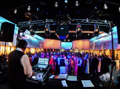 CoNightLife's profile picture. Colorado Night Life by Sounds of the Rockies hosts the best karaoke, trivia and live events in Colorado!  Check out our online calendar for events near you!