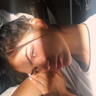 alicivny's profile picture. 