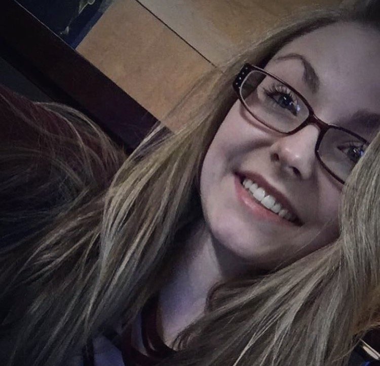 blissfulnerd's profile picture. je ne regrette rien